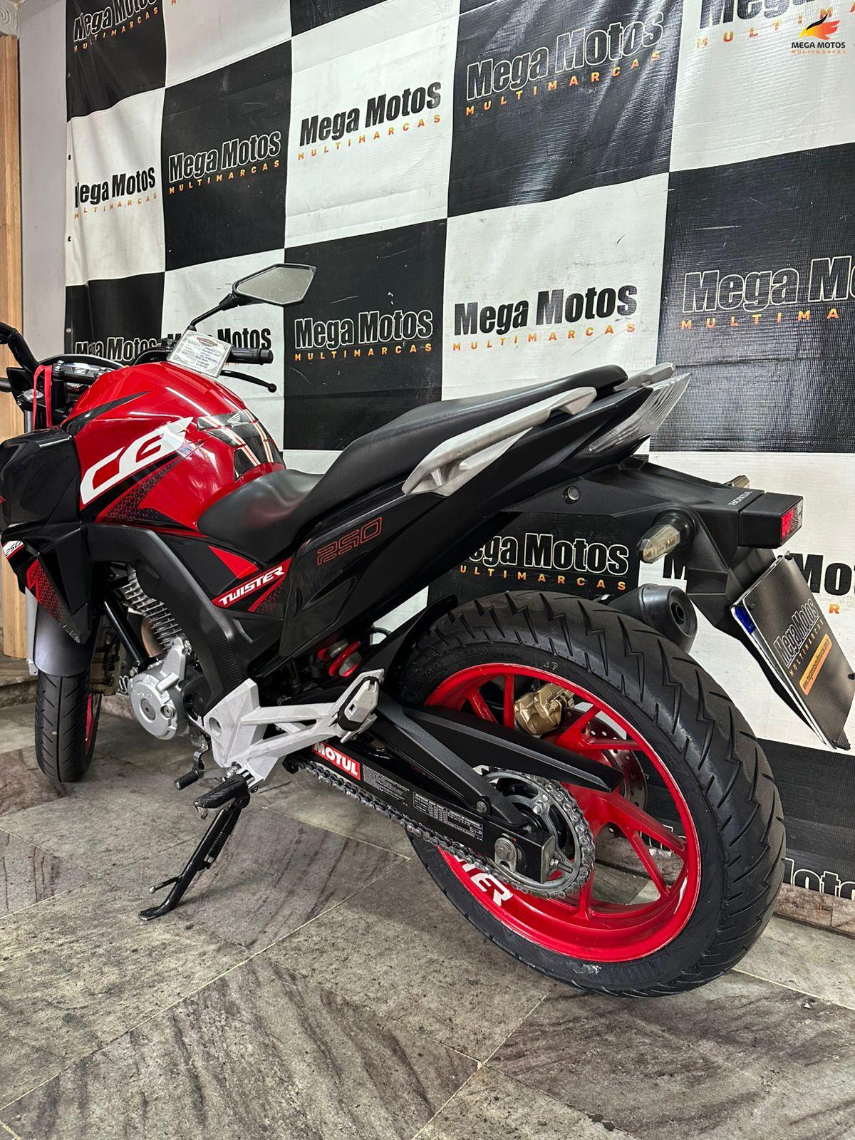 43e4e25c-d6f1-4f1a-af76-0a3c3d962adc