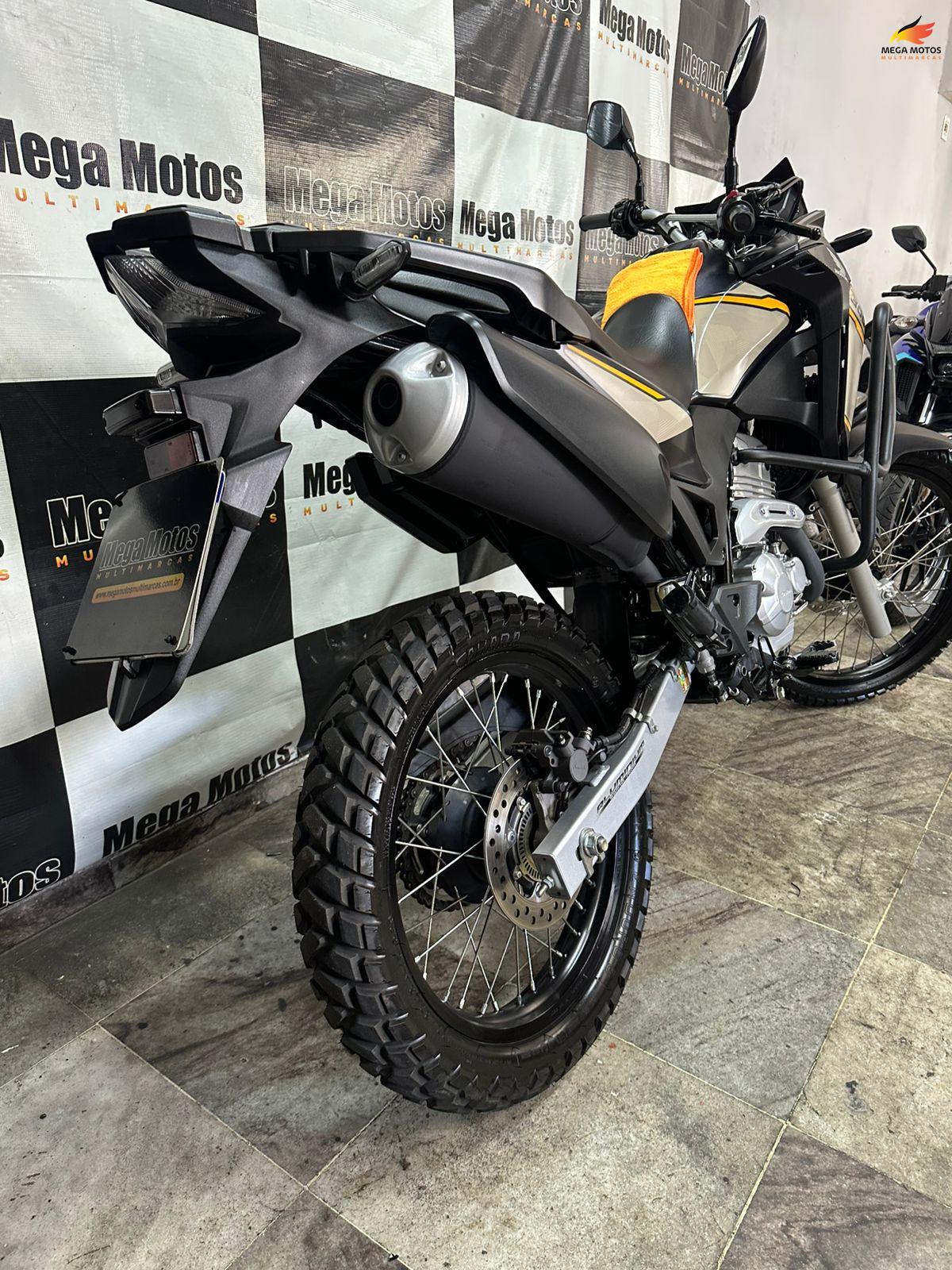 XRE 300 2022 ADVENTURE 7.800 KM